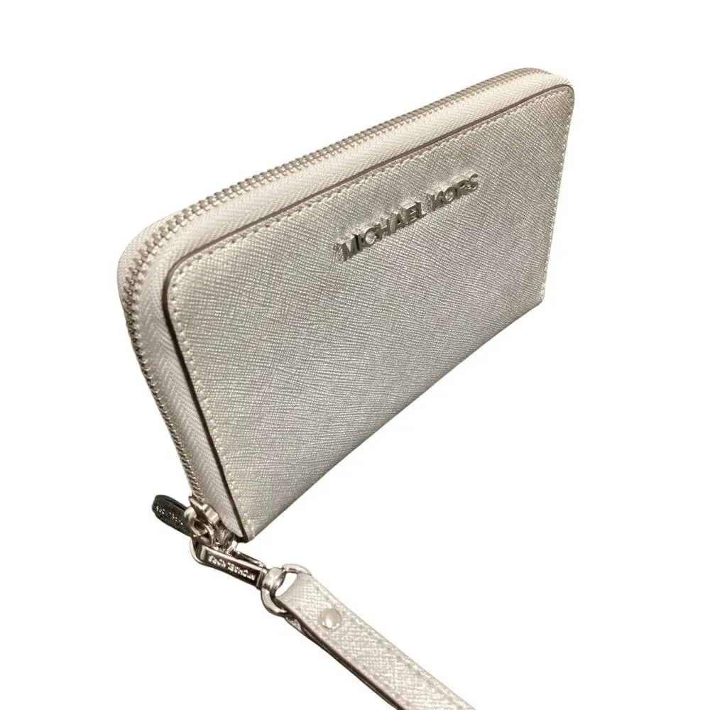 Michael Kors Wallet Women’s 1 Size Wristlet Style Saffiano Leather Zipper Silver